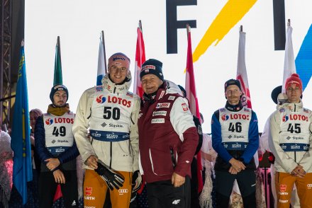 Ceremonia wręczenia numerów startowych